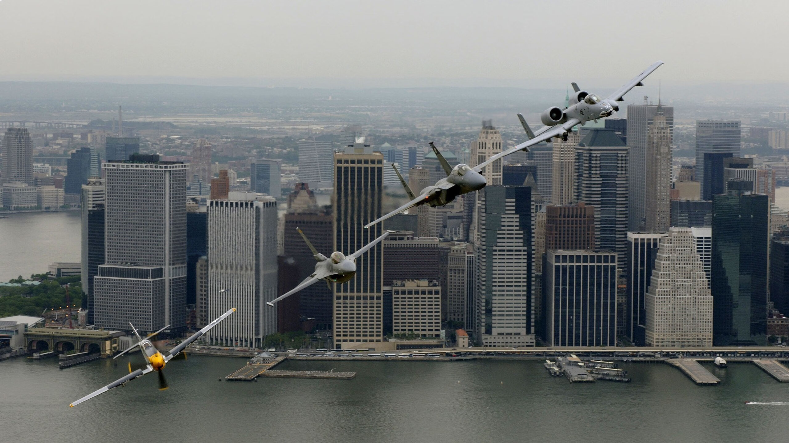 铁卫擎天!德里赫特头槌定乾坤,加拿大飞翼凿穿阿森纳防线