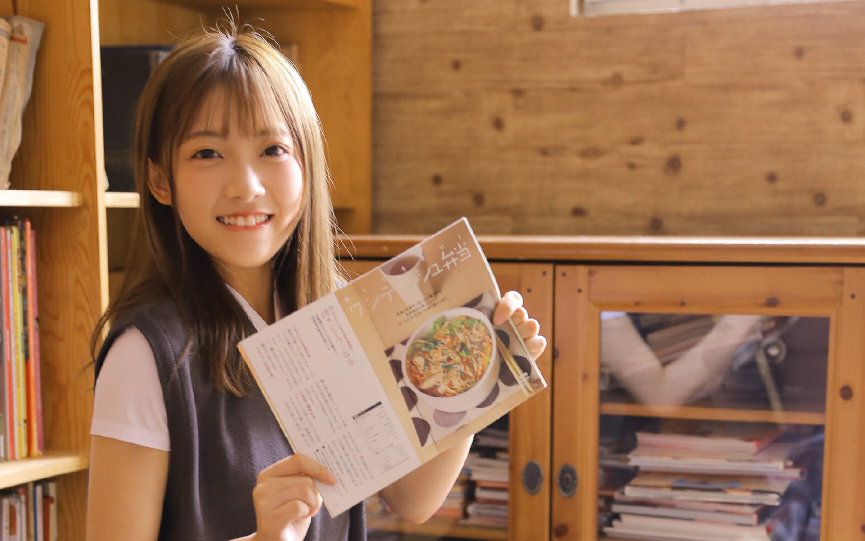 绝境救赎与钢铁洪流,当卢卡库刺破阴云,那不勒斯碾过智利式困局