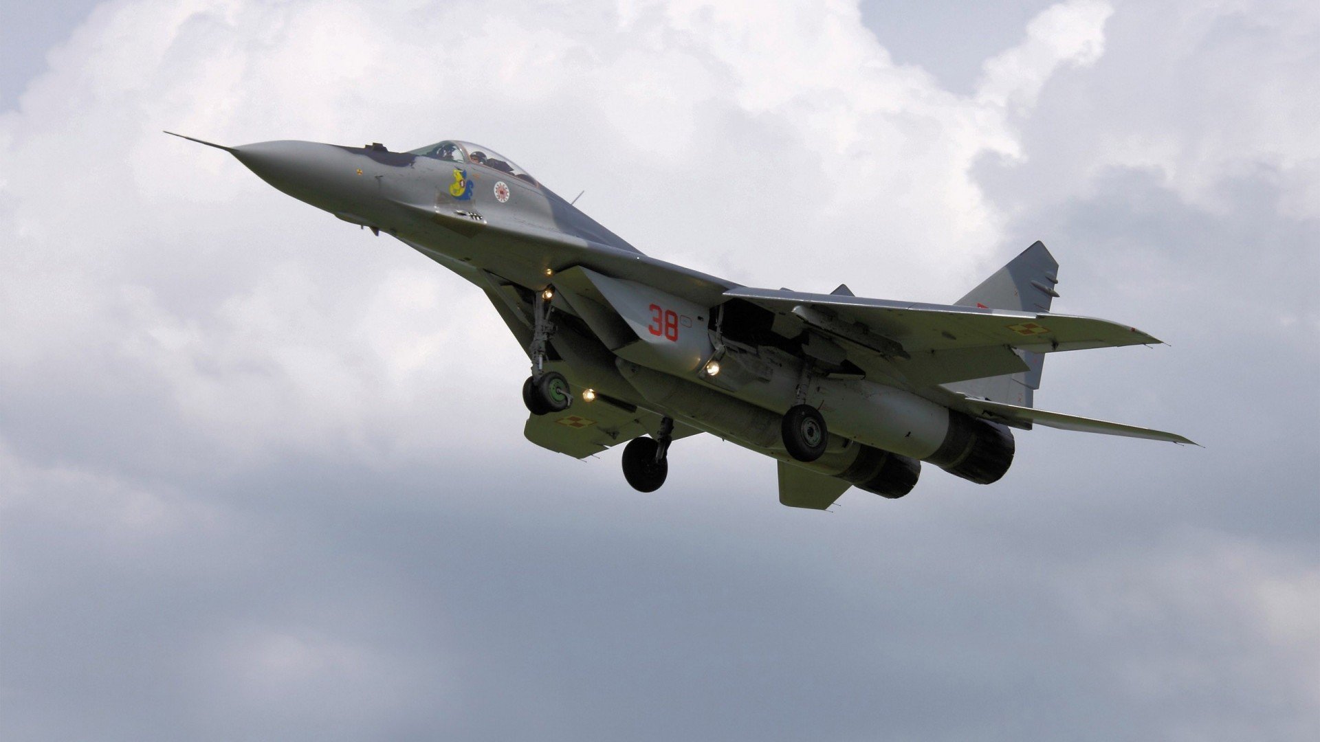 不止是篮球，当字母哥撕裂爵士防线，他撕开的是现代篮球的天花板